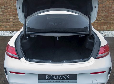 Mercedes-Benz C Class C63 Coupe 18