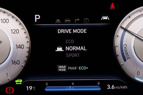 Hyundai KONA ULTIMATE 34