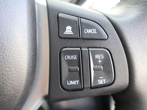 Suzuki Vitara 1.5 SZ-T AGS Auto Euro 6 (s/s) 5dr 25