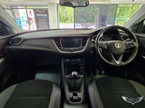 Vauxhall Grandland X 1.5 Turbo D BlueInjection Sport Nav Euro 6 (s/s) 5dr 31