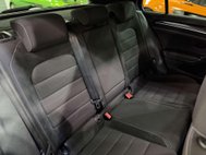 Volkswagen Golf 2.0 TSI R Hatchback 5dr Petrol DSG 4Motion Euro 6 (s/s) (300 ps) 45