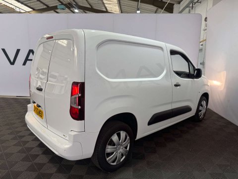 Vauxhall Combo 1.5 Combo 2300 Sportive S/S 9