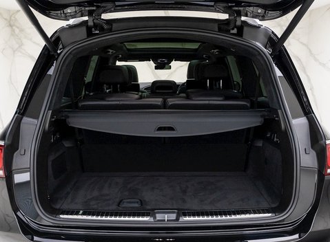 Mercedes-Benz GLS 63 Night Edition Executive 33