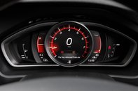 Volvo V40 T2 R-DESIGN NAV PLUS 14