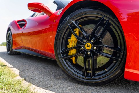 Ferrari 488 Spider 6