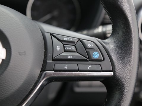 Nissan Juke 1.0 DIG-T Tekna Euro 6 (s/s) 5dr 12