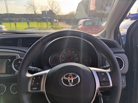 Toyota Yaris 1.33 Dual VVT-i TR Euro 5 5dr 11