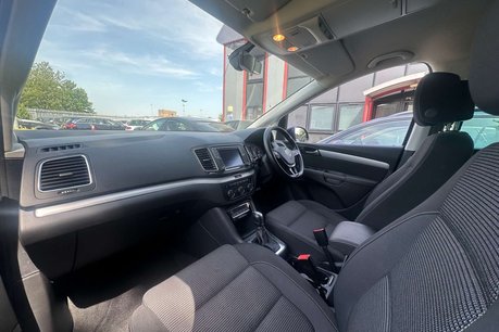 Volkswagen Sharan 2.0 TDI SE Nav MPV 5dr Diesel DSG Euro 6 (s/s) (150 ps) 28
