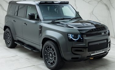 Land Rover Defender 110 OCTA EDITION ONE 11
