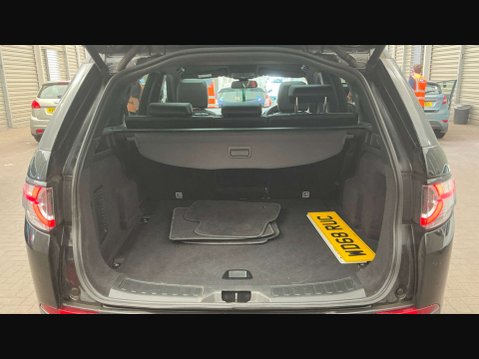 Land Rover Discovery Sport 2.0 Discovery Sport Landmark TD4 Auto 4WD 5dr 9