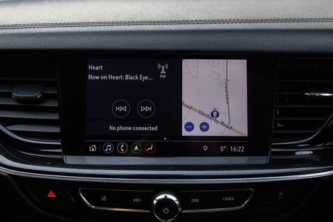 Vauxhall Insignia SRI NAV 23