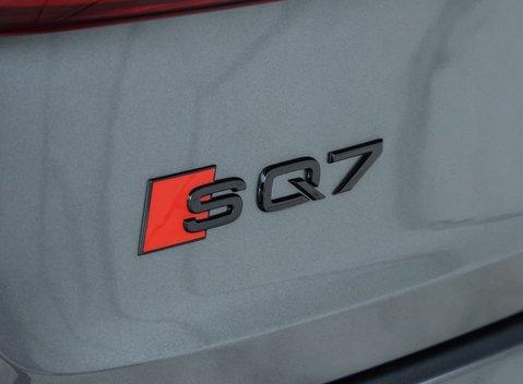 Audi SQ7 TFSI V8 Vorsprung 32