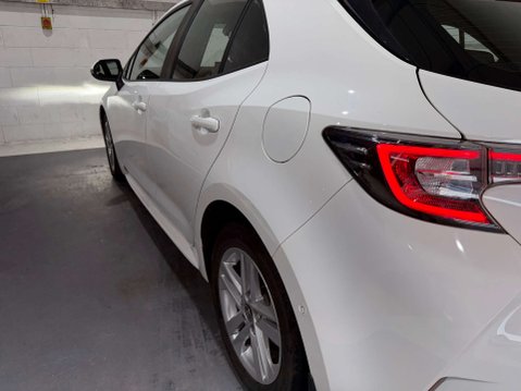 Toyota Corolla 1.8 Corolla Icon Tech HEV CVT 5dr 10