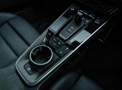 Porsche 911 Turbo S (992) 27