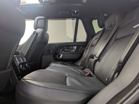 Land Rover Range Rover 3.0 Range Rover Vogue D MHEV Auto 4WD 5dr 41