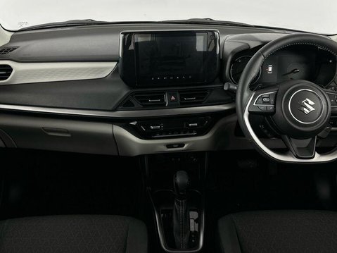 Suzuki Swift ULTRA 4