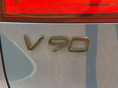 Volvo V90 2.0 D4 R-Design Auto Euro 6 (s/s) 5dr 54