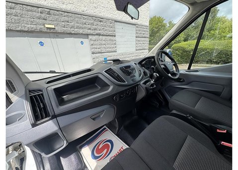 Ford Transit 2.0 350 EcoBlue Dropside Double Cab 4dr Diesel Manual FWD L3 H1 Euro 6 (130 41
