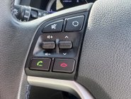 Hyundai TUCSON CRDI SE NAV BLUE DRIVE 12