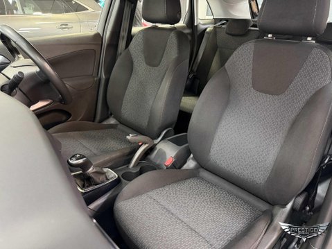 Vauxhall Crossland 1.2 Design SUV 5dr Petrol Manual Euro 6 (s/s) (83 ps) 21