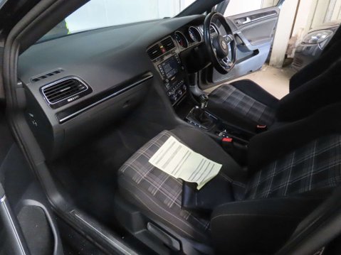 Volkswagen Golf 2.0 Golf GTD 5dr 8
