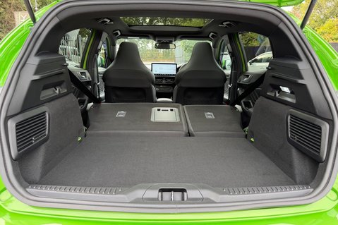 Ford Focus ST -PAN ROOF -PARKING/PERFORMANCE/ASSIST PACKS -HUD -B&O - MEAN GREEN 58