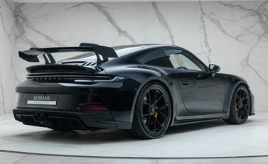 Porsche 911 GT3 (992) 6