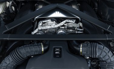 Aston Martin Vantage 007 Edition 48