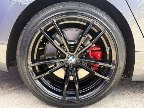 BMW 3 Series 3.0 M340d MHT Saloon 4dr Diesel Hybrid Auto xDrive Euro 6 (s/s) (340 ps) 15