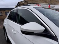 Volkswagen T-Roc SE TSI 11