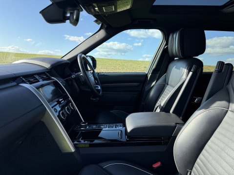 Land Rover Discovery SDV6 HSE LUXURY 42
