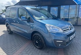 Citroen Berlingo Multispace 1.6 BlueHDi Feel Multispace MPV Wheel Chair Ramp 6