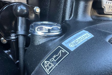 Triumph Bonneville 1.2 Bonneville Bobber Black 24