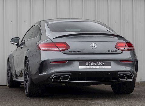 Mercedes-Benz C63 C63 S Premium Plus 3