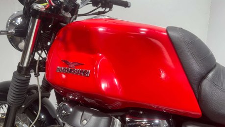 Moto Guzzi V7 750 2009 26K NEW MOT SERVICED 1 OWNER MODERN RETRO BIKE 750CC 10