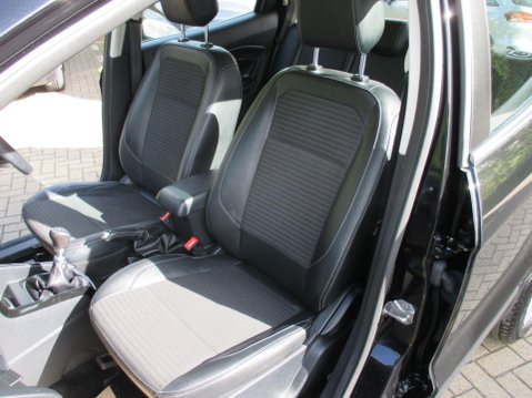 Ford Ecosport 1.0T EcoBoost Titanium Euro 6 (s/s) 5dr 25