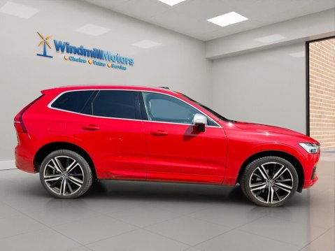 Volvo XC60 2.0 D5 PowerPulse R-Design Pro Auto AWD Euro 6 (s/s) 5dr 4