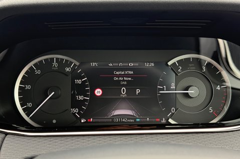 Land Rover Range Rover Evoque R-DYNAMIC S MHEV - FULL SERVICE HISTORY  - 2 OWNERS -APPLE CAR PLAY 36