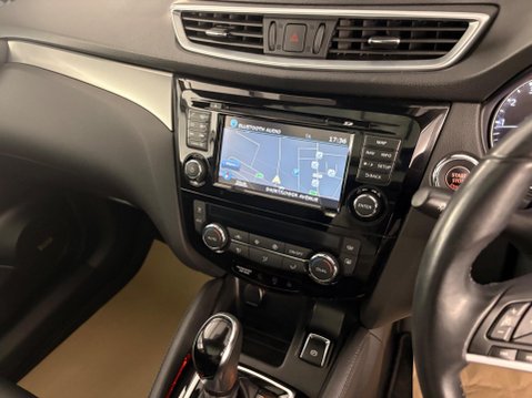 Nissan Qashqai 1.2 DIG-T Tekna XTRON Euro 6 (s/s) 5dr 13