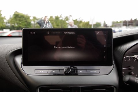 Nissan Juke DIG-T ACENTA PREMIUM 23