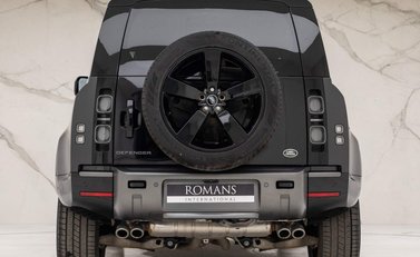 Land Rover Defender V8 CARPATHIAN EDITION 18