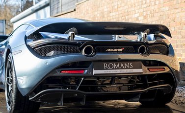 McLaren 720S Luxury 22