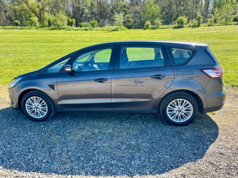 Ford S-Max ZETEC TDCI 6
