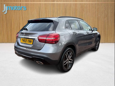 Mercedes-Benz GLA 1.6 GLA180 Urban Edition SUV 5dr Petrol 7G-DCT Euro 6 (s/s) (122 ps) 26