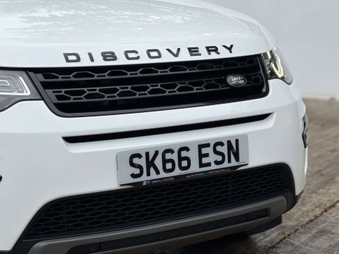 Land Rover Discovery Sport 2.0 Discovery Sport Black HSE TD4 Auto 4WD 5dr 3