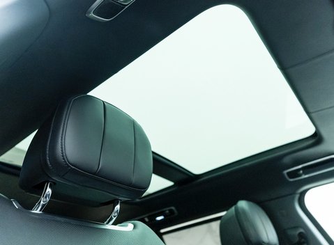 Land Rover Range Rover P530 Autobiography LWB 11