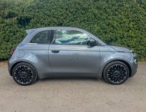 Fiat 500e 42kWh La Prima Hatchback 3dr Electric Auto (118 ps) 27