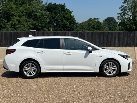 Suzuki Swace MOTION 5