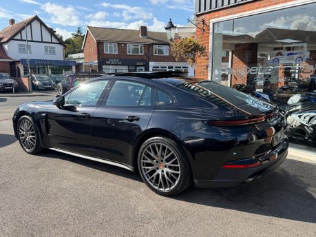 Porsche Panamera PDK 10