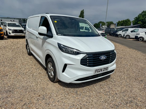 Ford Transit Custom SWB L1H1 Low Roof Limited 280 Air Con Alloys Sensors Cam EURO 6 4
